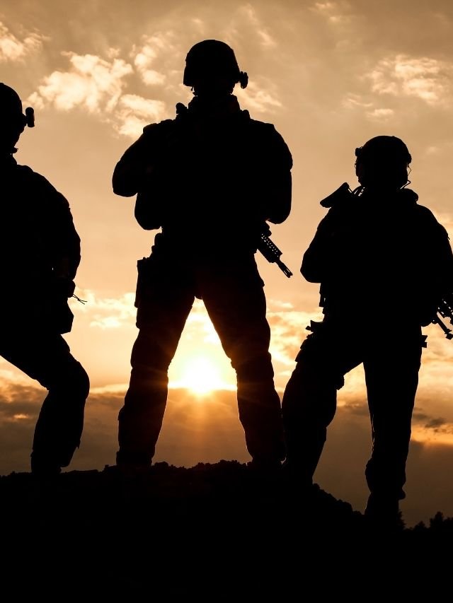 11 Largest Armies in the World - Cover